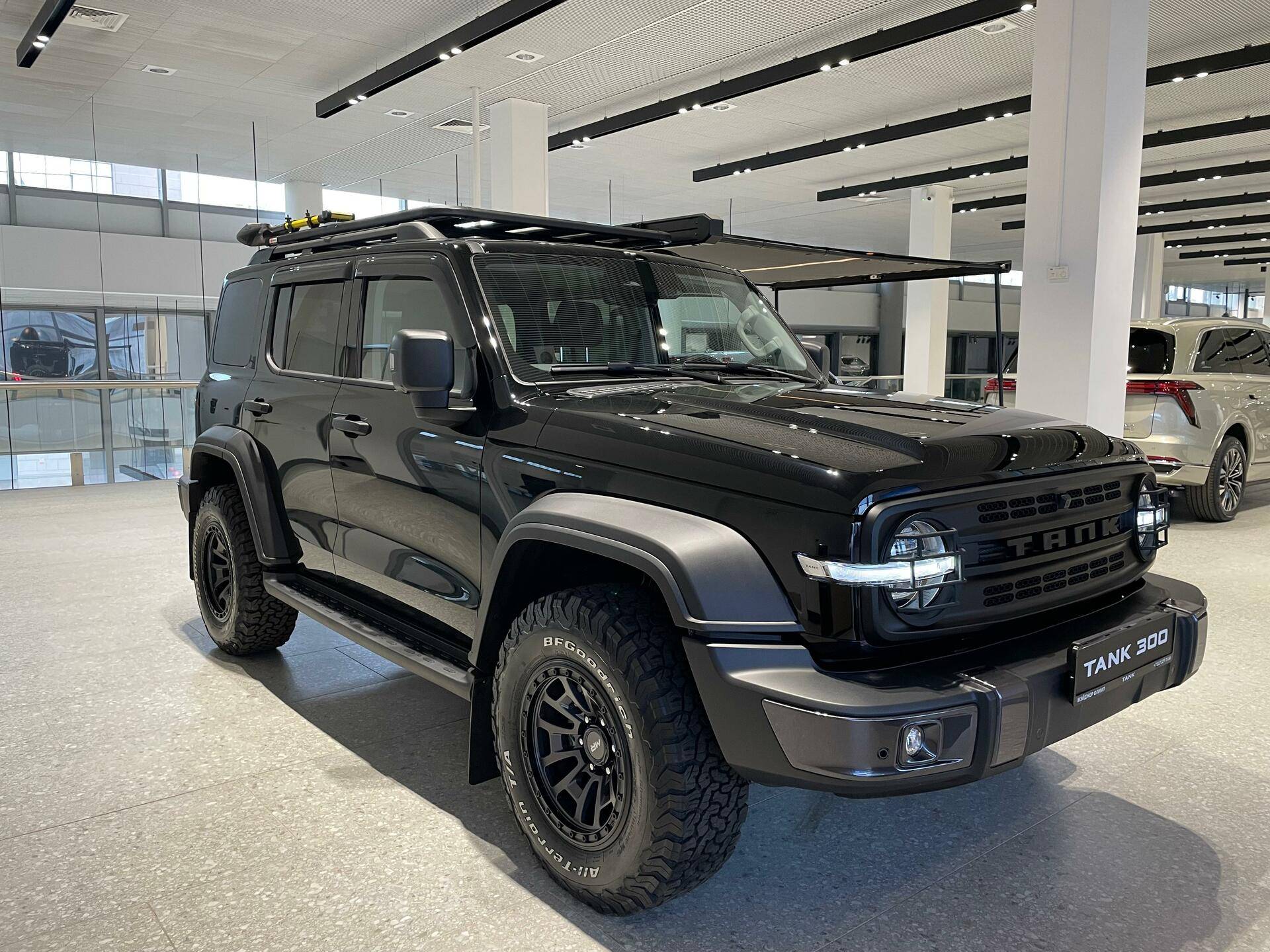 Tank 300 City Premium 2.0 8AT 4WD