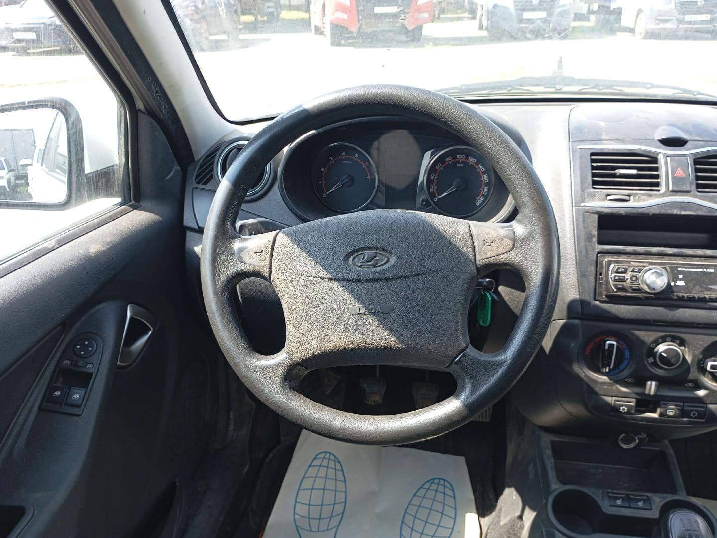 Lada Granta лифтбек,  125 166 км, 2024 года в лизинг