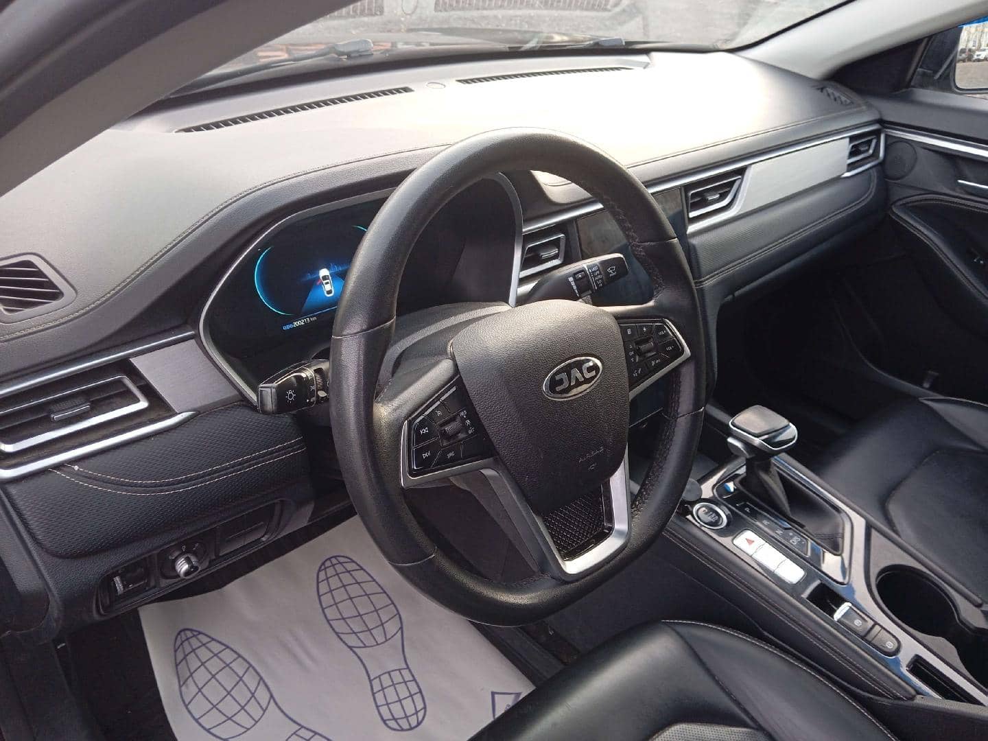 JAC J7,  200 213 км, 2023 года в лизинг