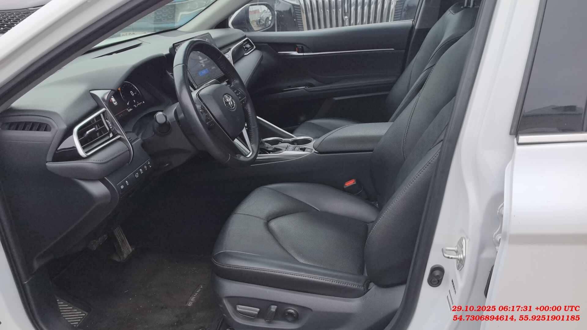 Toyota Camry,  42 244 км, 2022 года в лизинг