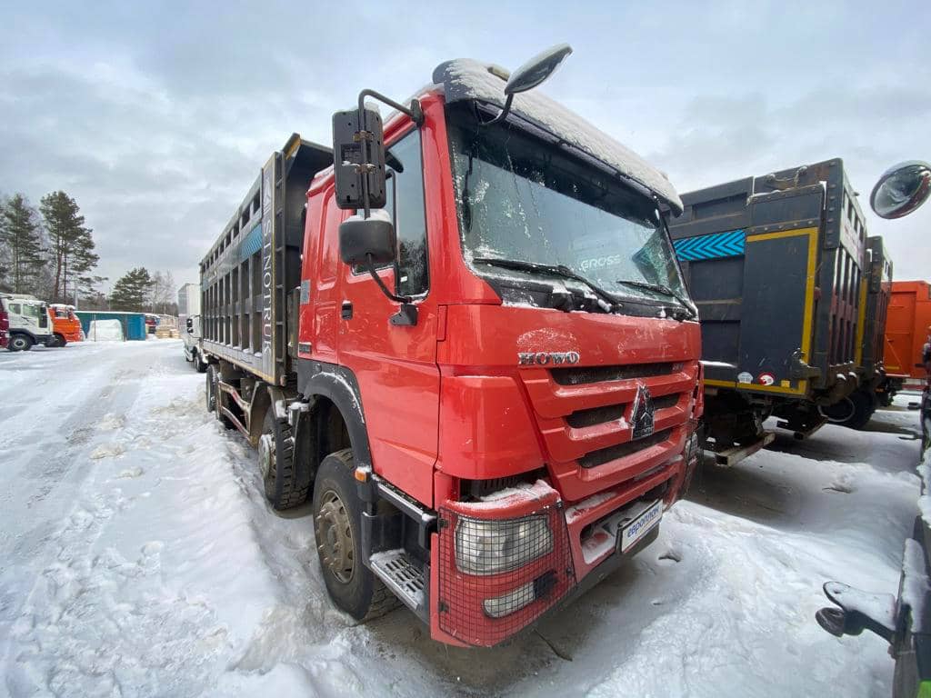 HOWO ZZ3407S3867Е 8х4,  218 012 км, 2021 года в лизинг
