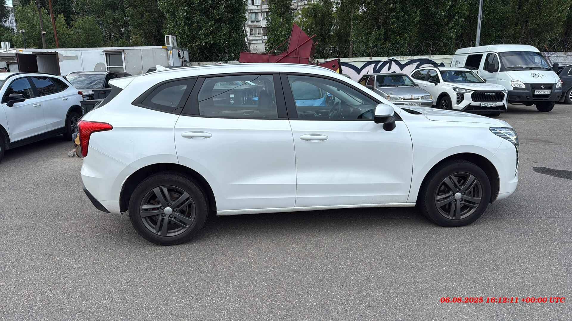 Haval Jolion,  132 000 км, 2023 года в лизинг