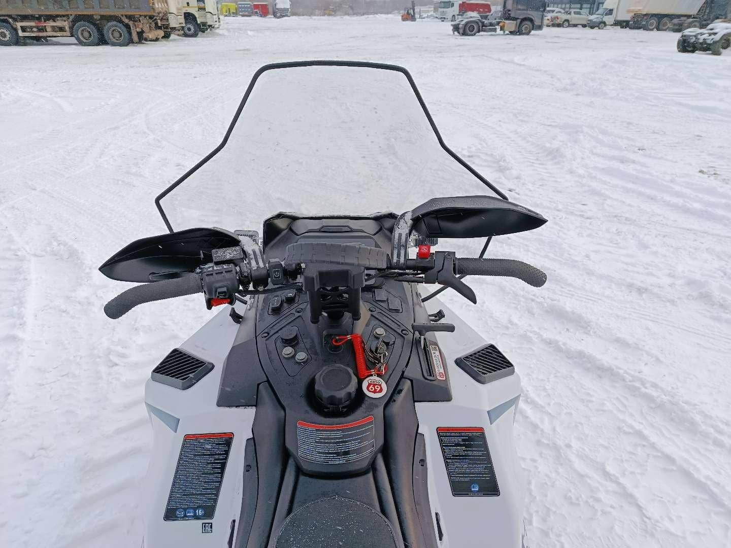 OSM SM1000 снегоход,  67 км, 2023 года в лизинг