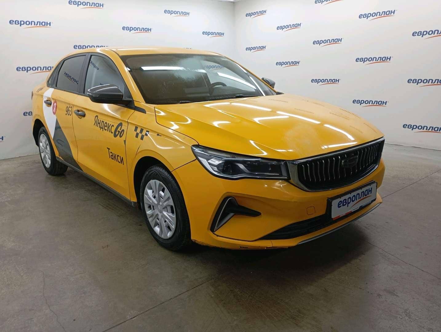 Geely Emgrand,  185 276 км, 2023 года в лизинг