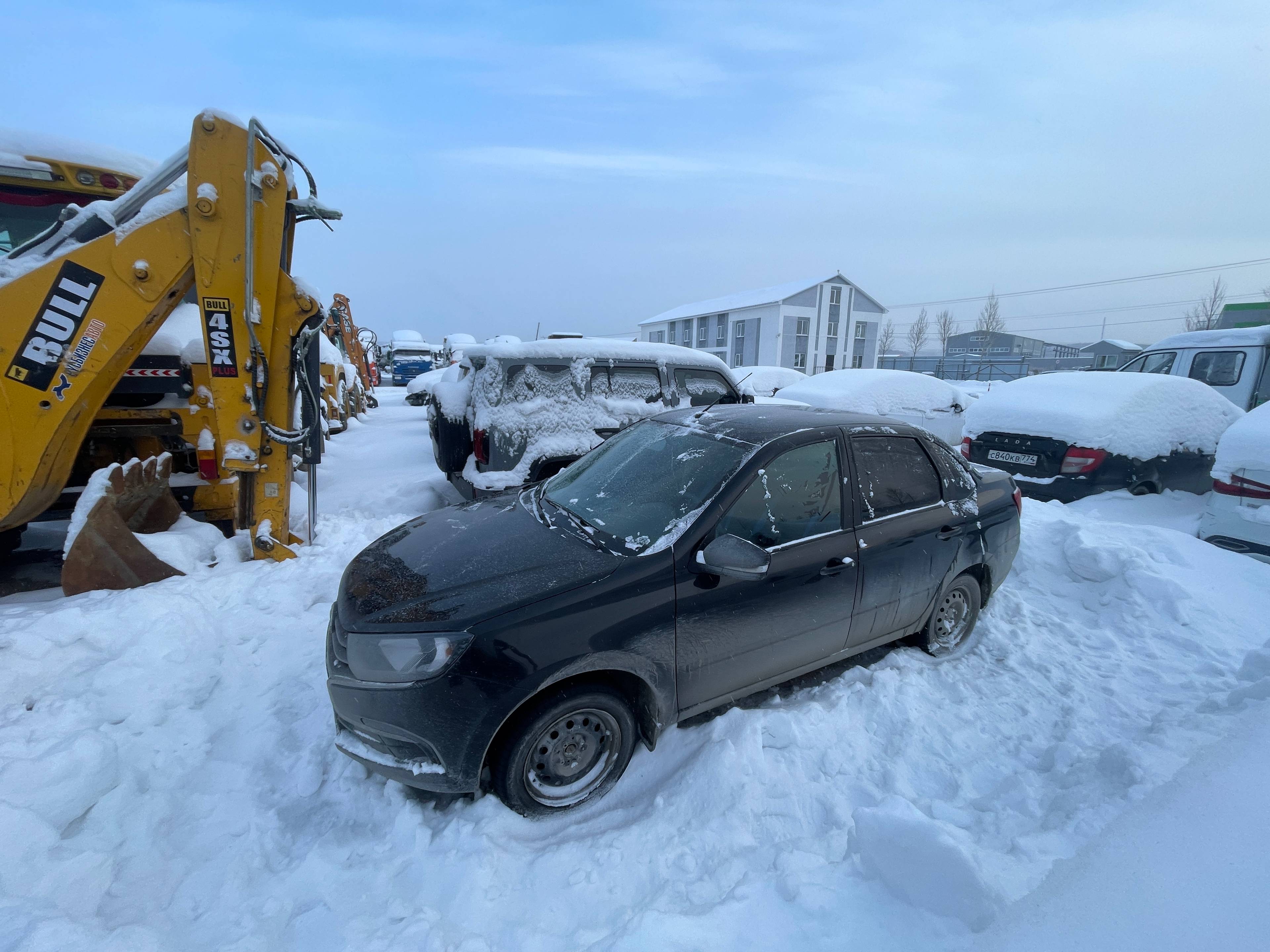 Lada Granta седан,  152 172 км, 2023 года в лизинг