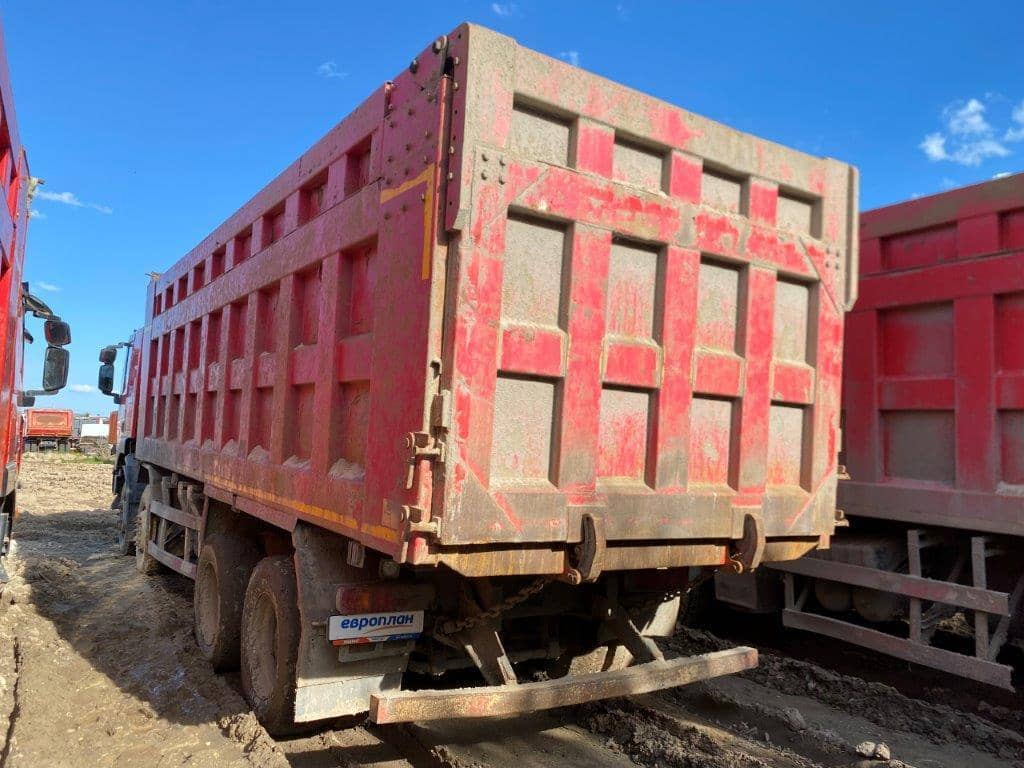 HONGYAN CQ3406HV39D,  281 802 км, 2022 года в лизинг