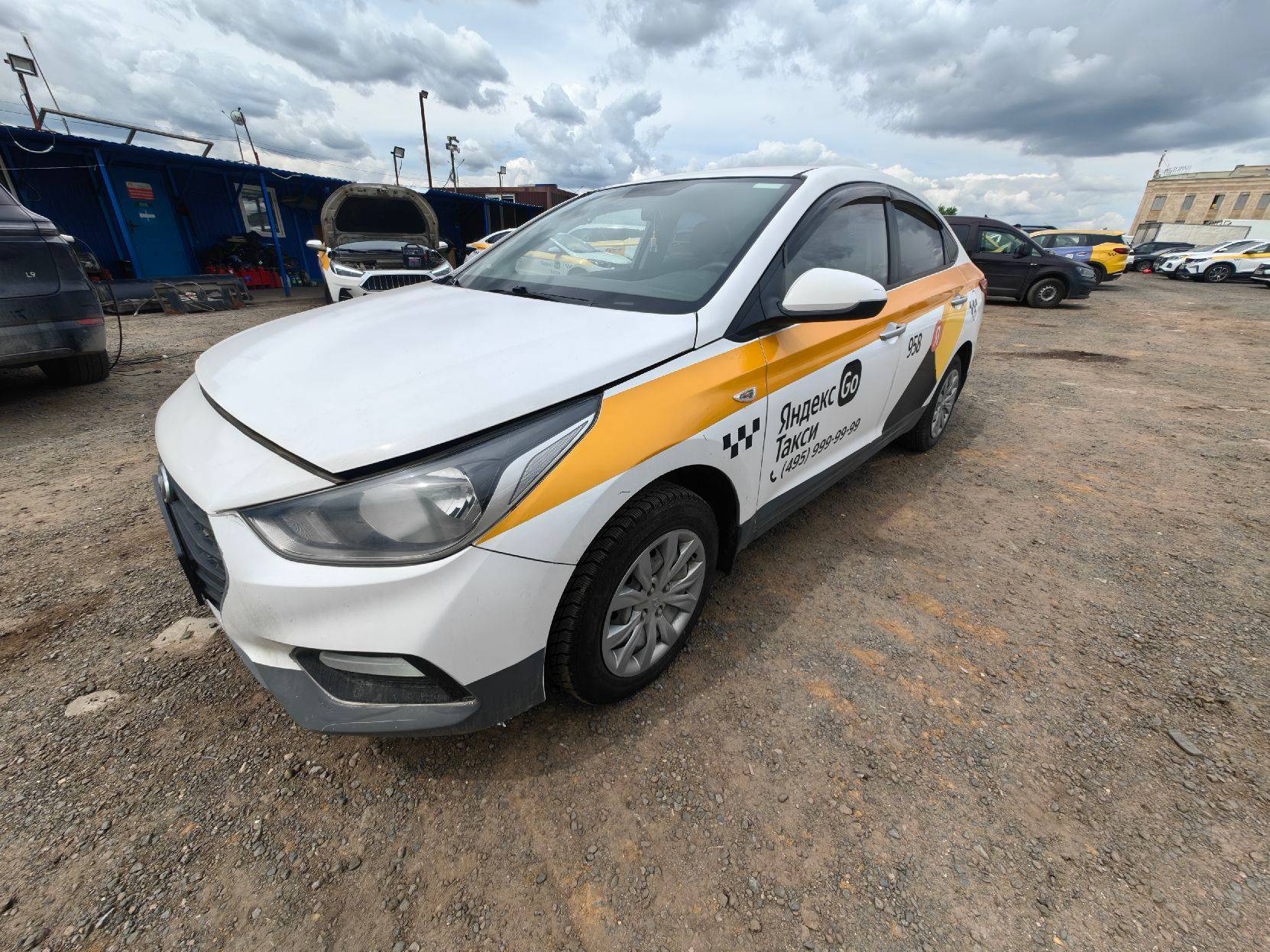 Hyundai Solaris