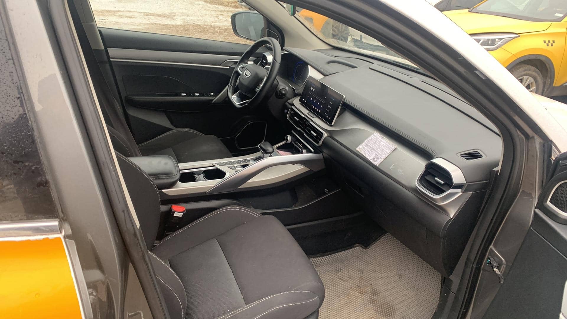 Geely Coolray,  222 696 км, 2023 года в лизинг