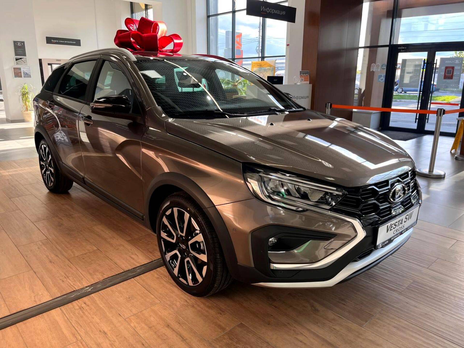 Lada Vesta SW Cross Techno 24 1.8 122hp AT