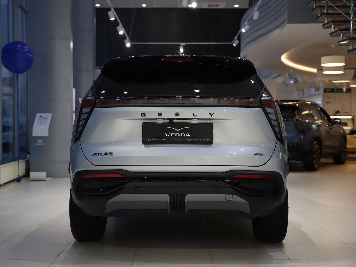 Geely Atlas Flagship 2.0T 8AT 4WD