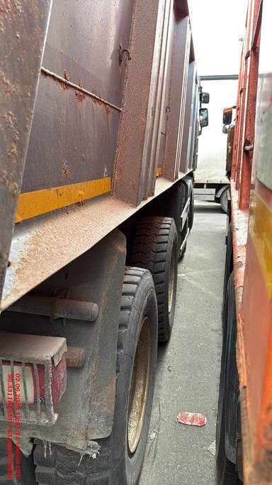 Renault К 440 8X4 (Day cab)