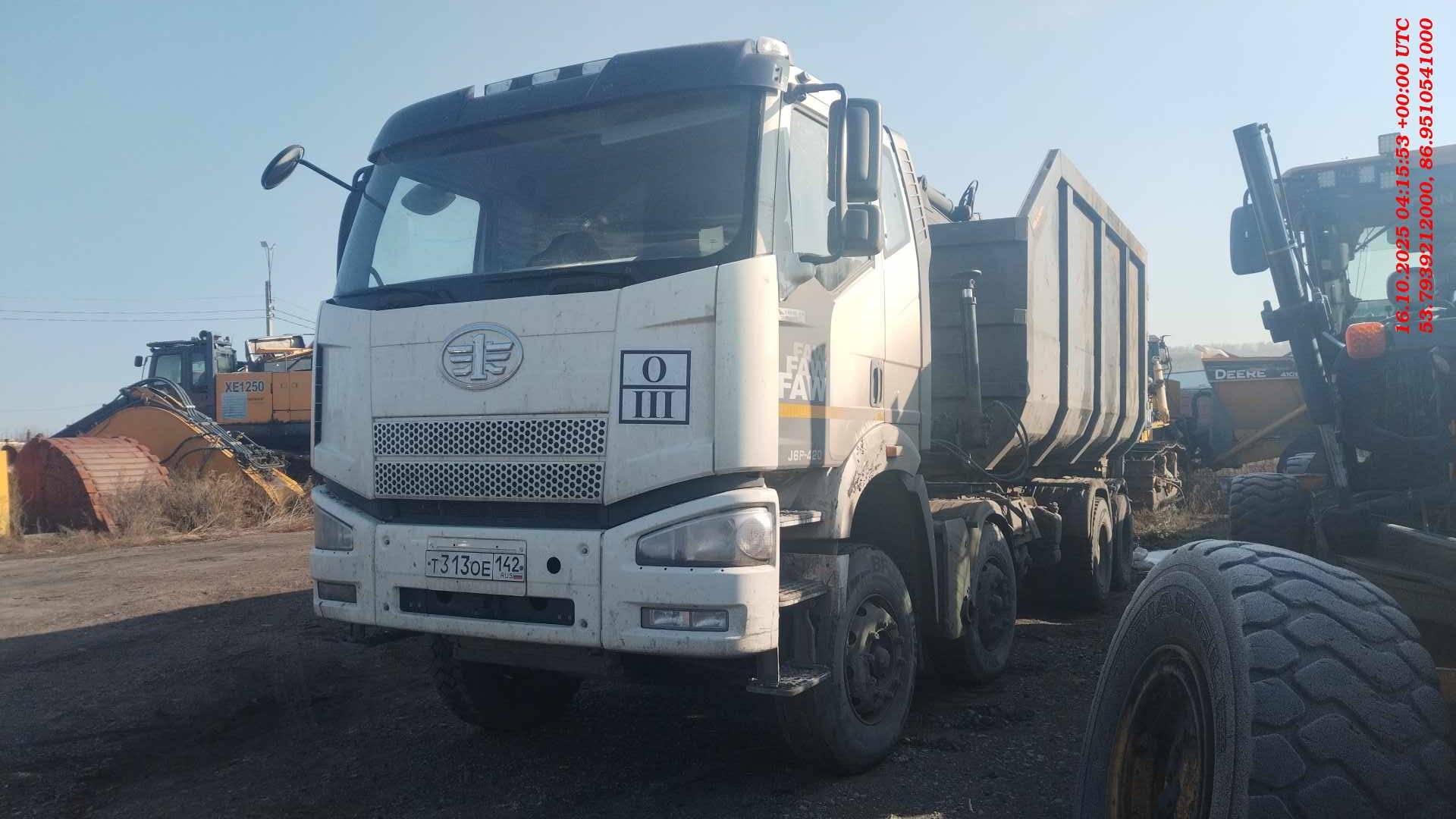 FAW CA3310P66K24T4E5 8x4,  96 800 км, 2024 года в лизинг