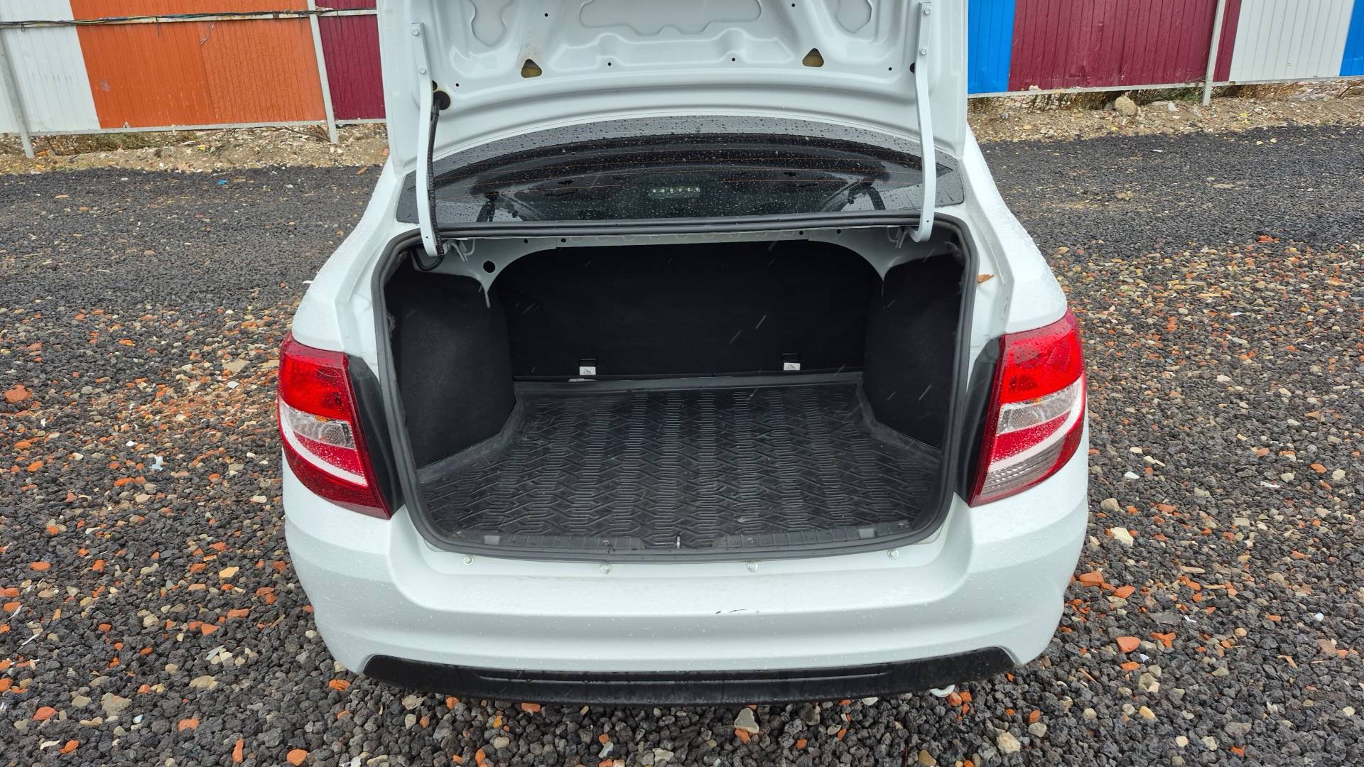 Lada Granta седан,  60 462 км, 2024 года в лизинг