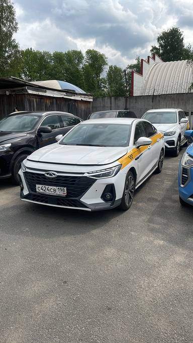 Chery Arrizo 8
