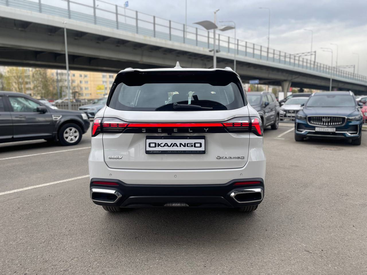 Geely Okavango Flagship 2.0T 7DCT 2WD