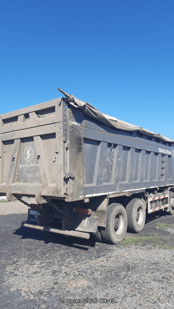 Shacman SX33186V366,  183 402 км, 2023 года в лизинг