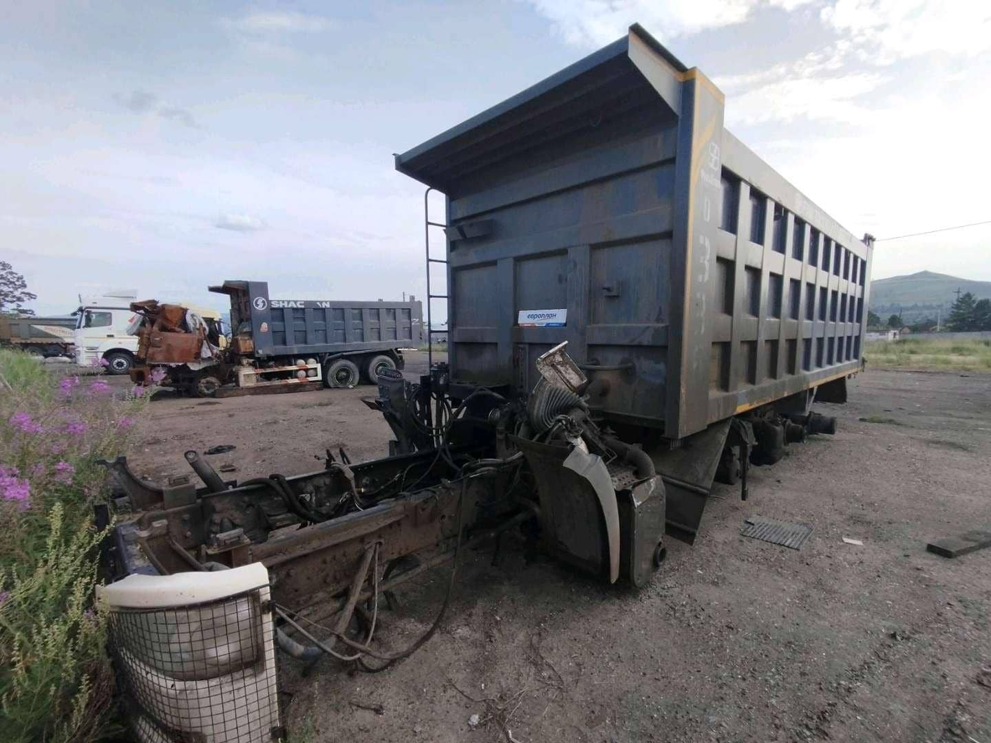 FAW CA3310P66K24T4E4 8x4 (E4)