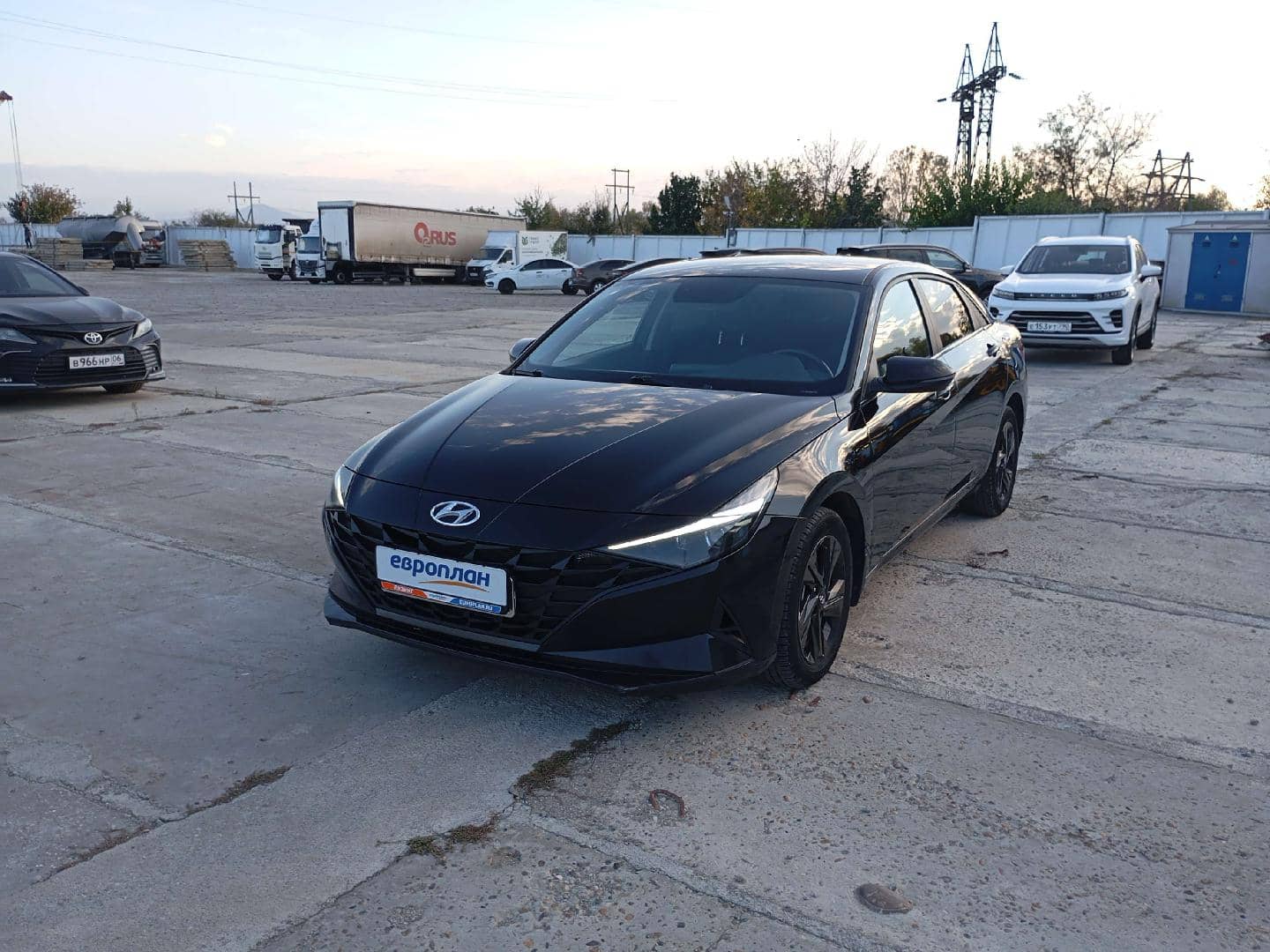 Hyundai Elantra,  102 419 км, 2022 года в лизинг