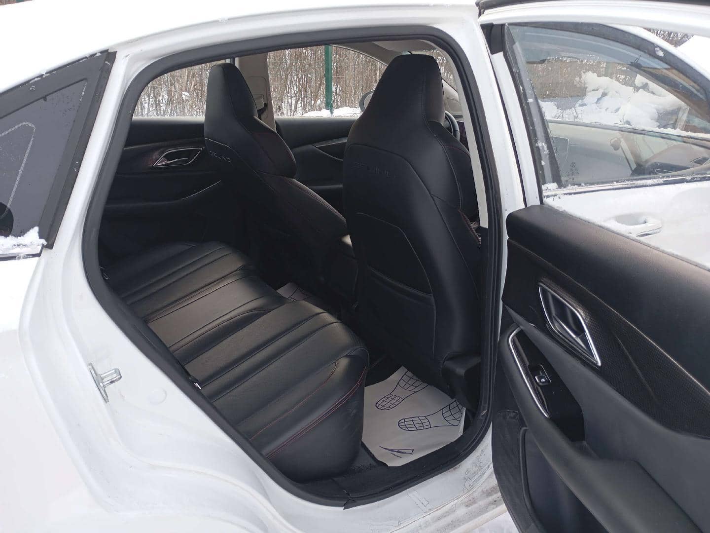 BAIC Ю5 Плюс (U5 Plus),  45 919 км, 2023 года в лизинг