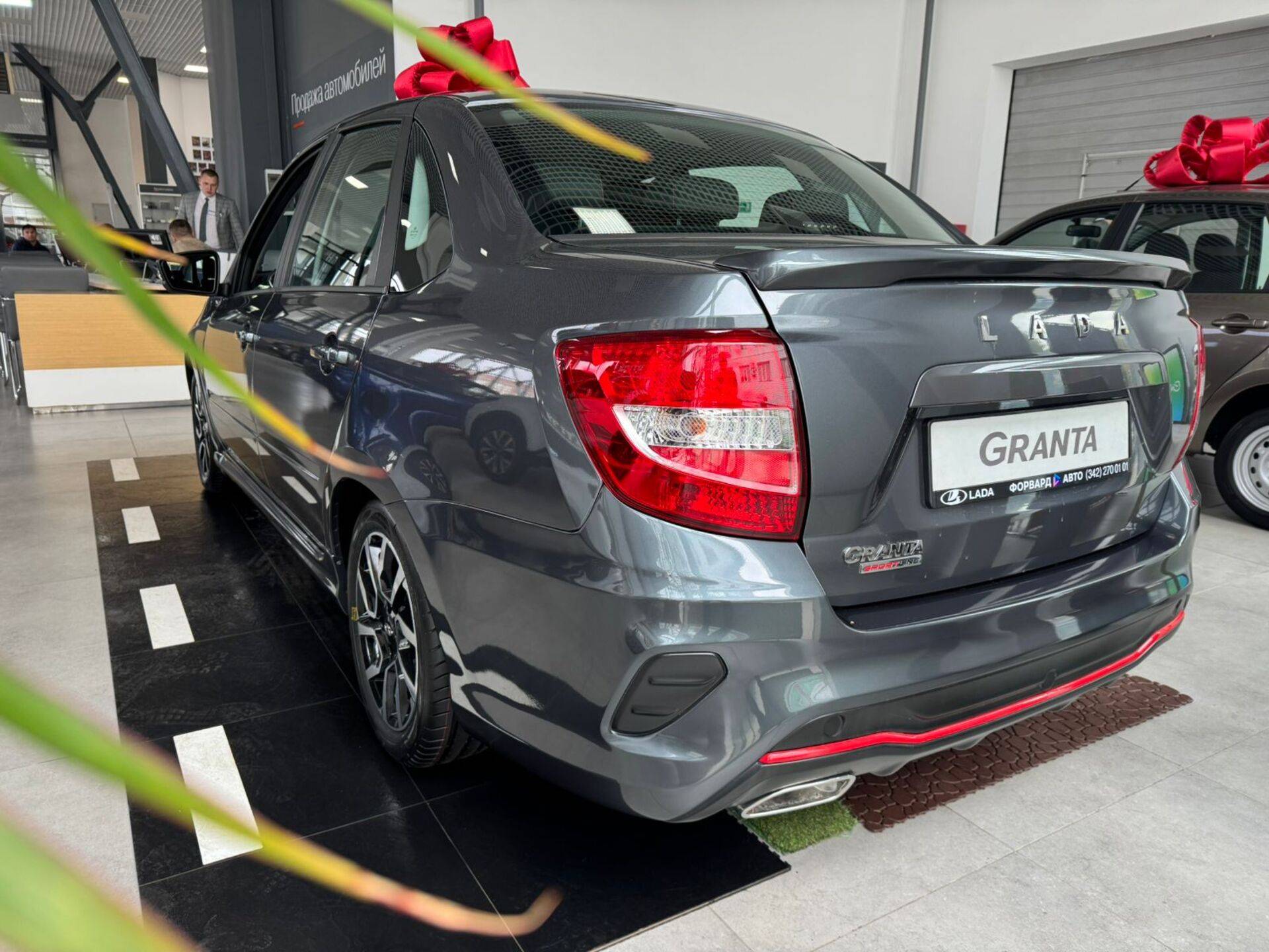 Lada Granta Sportline седан Comfort 24 1.6 106hp 5MT