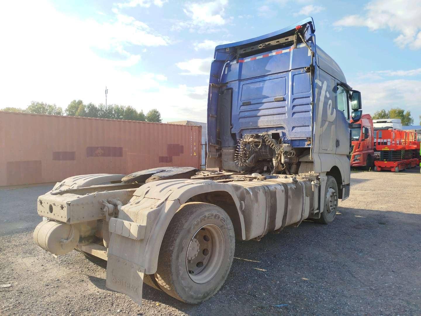 Sitrak C7H 4x2 ZZ4186V361HE,  740 414 км, 2023 года в лизинг