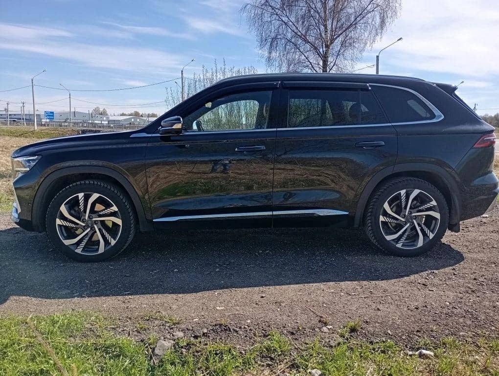 Geely Monjaro,  64 126 км, 2023 года в лизинг