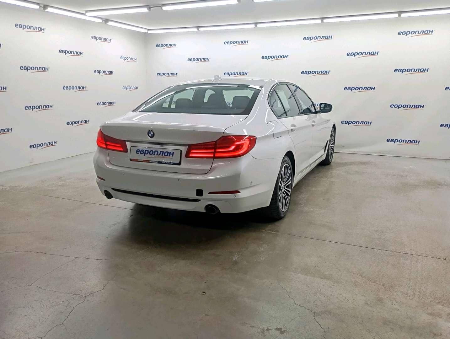 BMW 5 серия,  143 866 км, 2020 года в лизинг