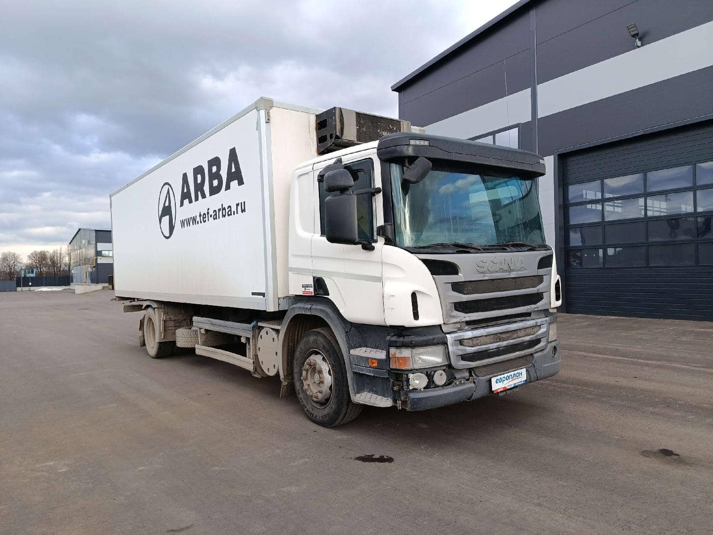 SCANIA P250 LB4X2HNA,  1 400 000 км, 2014 года в лизинг
