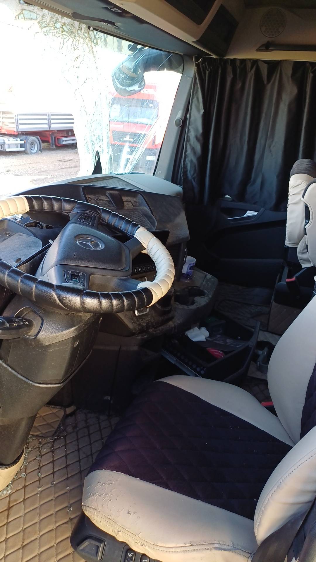 Mercedes-Benz Actros 5 L FHS 1845 LS 4x2 (BigSpace),  120 000 км, 2022 года в лизинг