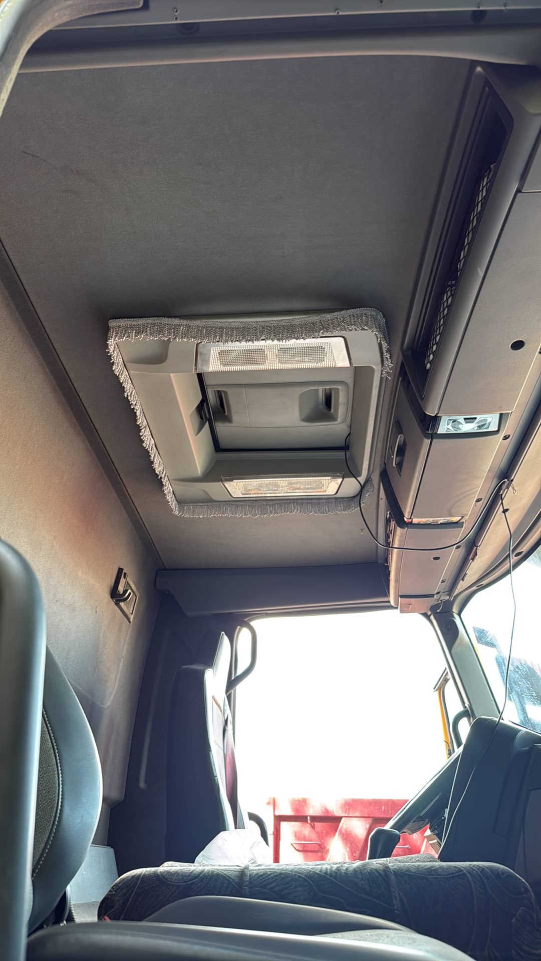 Renault К 440 8X4 (Day cab),  657 000 км, 2017 года в лизинг