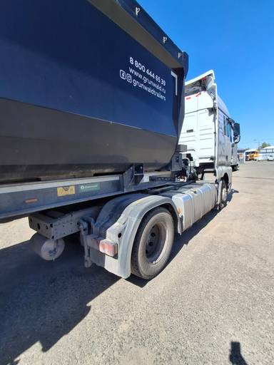 Sitrak C7H 4x2 ZZ4186V361HE