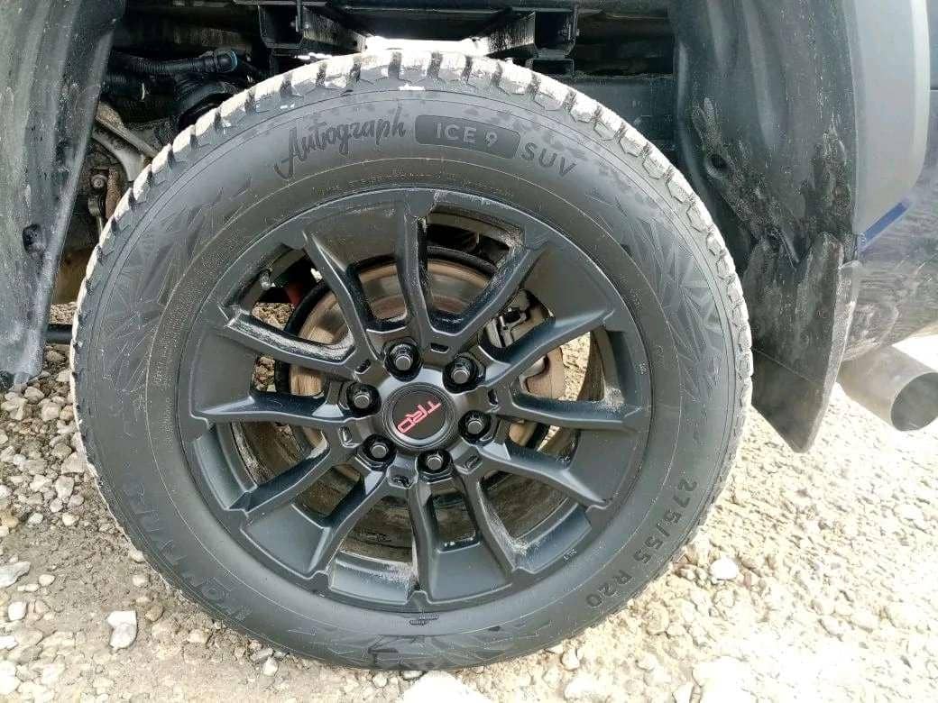 Toyota Tundra,  187 601 км, 2022 года в лизинг