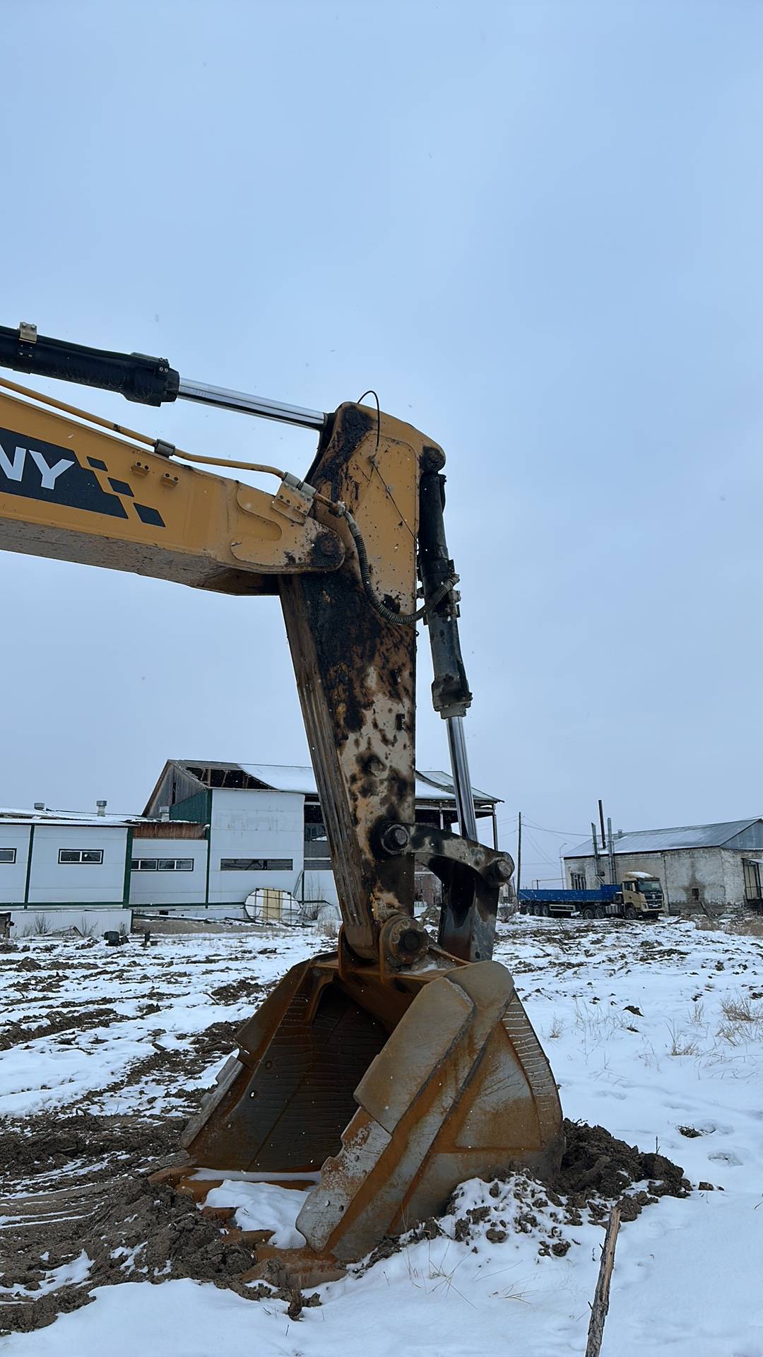 SANY SY500H,  281 590 км, 2024 года в лизинг