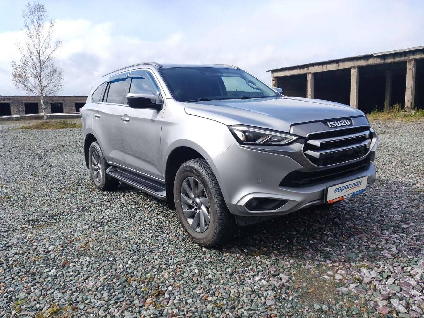 ISUZU MU-X,  104 609 км, 2021 года в лизинг