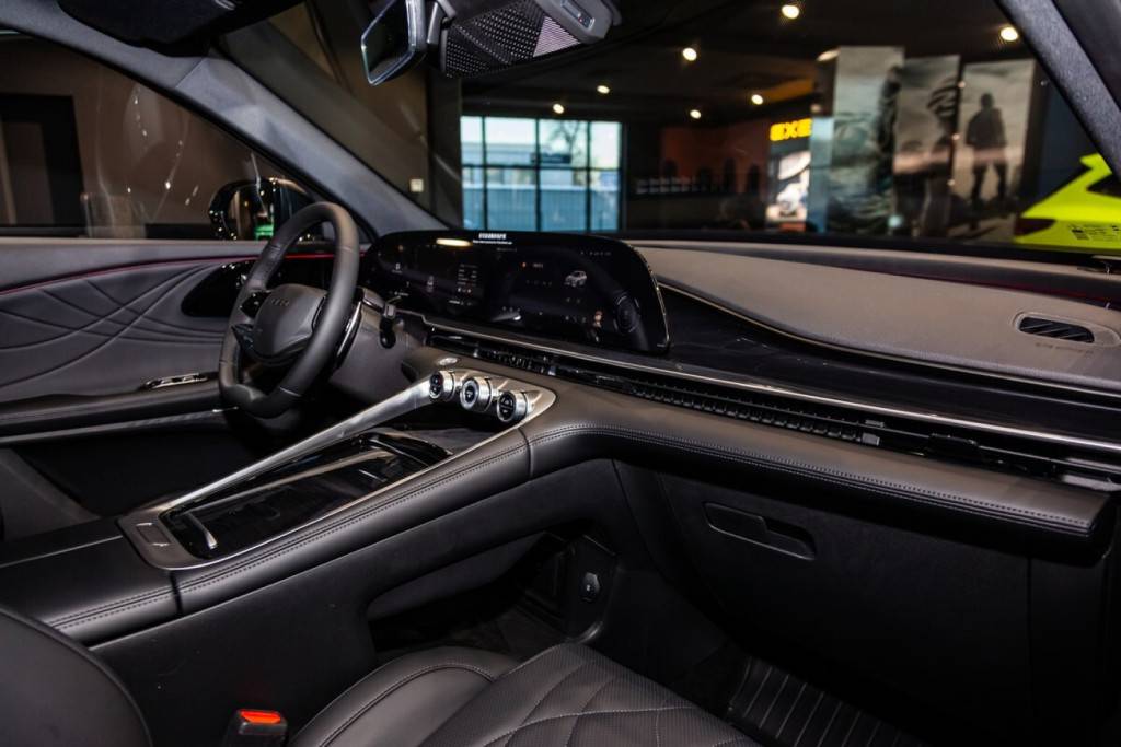 EXEED RX Городской 2.0Т АТ полный привод (Urban)