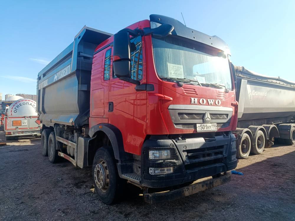 HOWO ZZ3257V384GE1 6x4,  66 510 км, 2024 года в лизинг