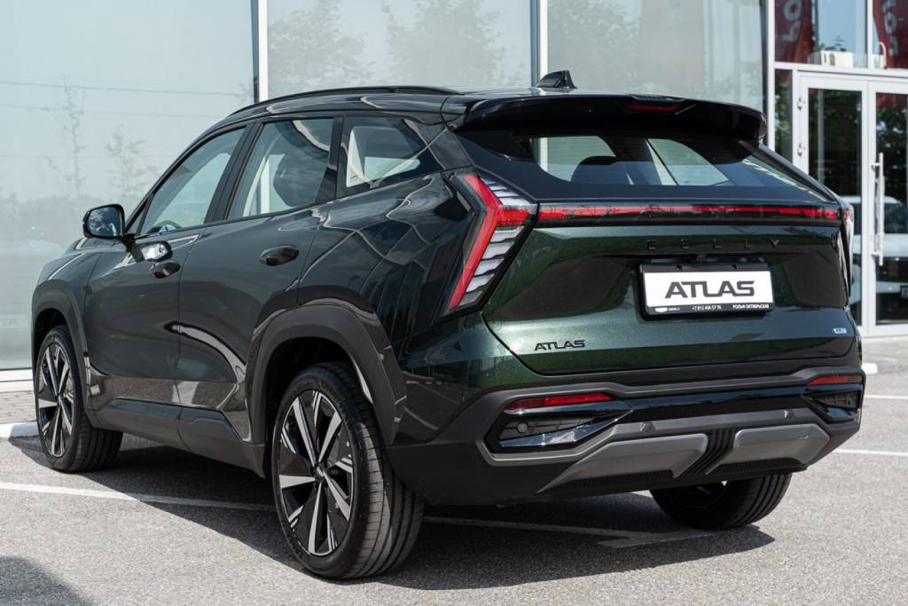 Geely Atlas Флагман 2.0Т АТ полный привод