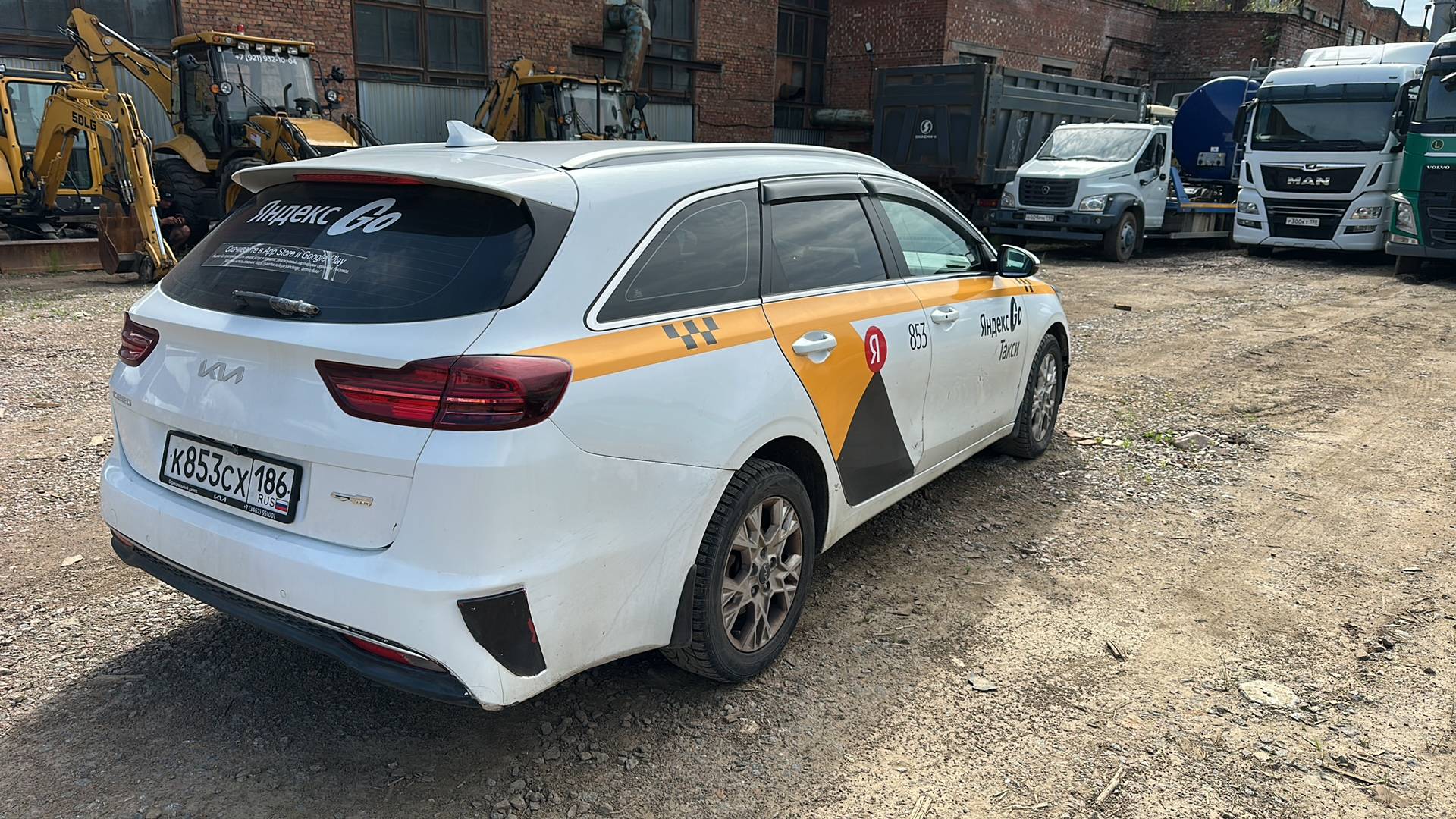 KIA Ceed SW,  257 145 км, 2022 года в лизинг