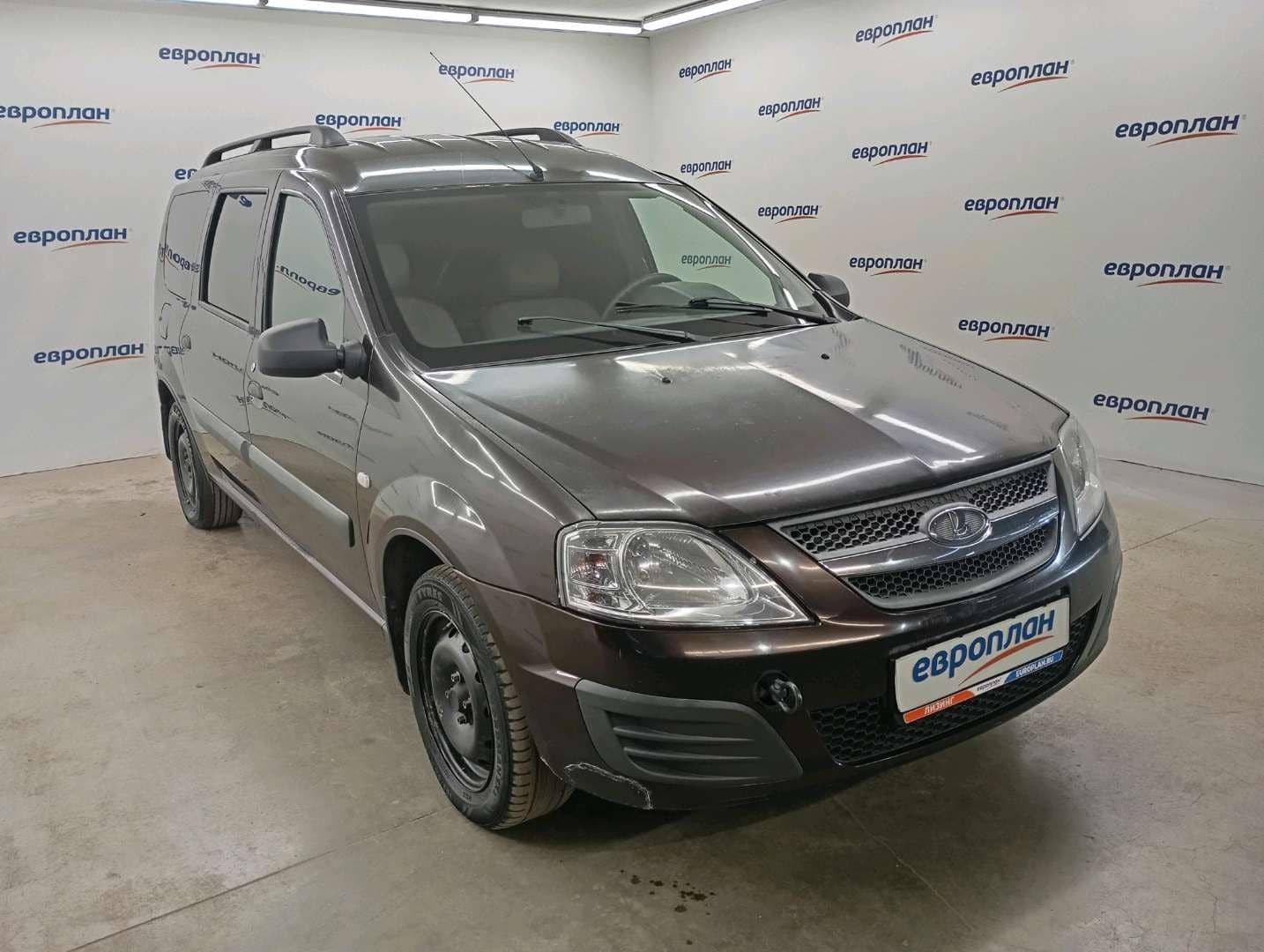 Lada Largus универсал,  187 327 км, 2019 года в лизинг