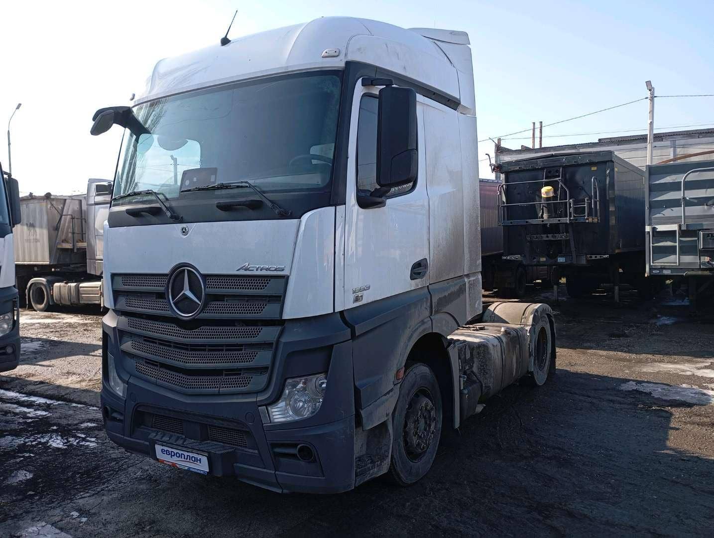 Mercedes-Benz Actros 1853