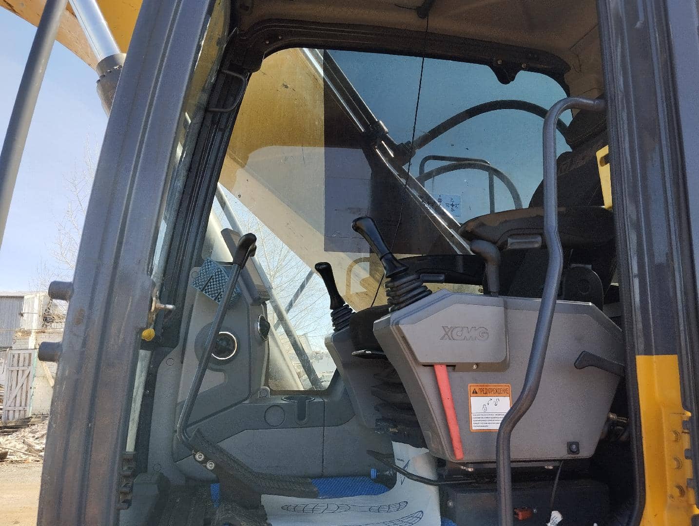 XCMG/MGCM XE260D,  16 124 км, 2022 года в лизинг