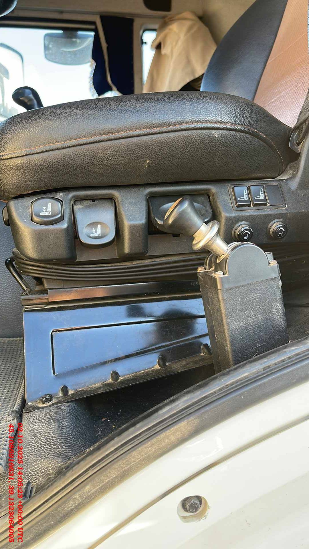 FAW CA3310P66K24T4E5 8х4,  188 834 км, 2022 года в лизинг