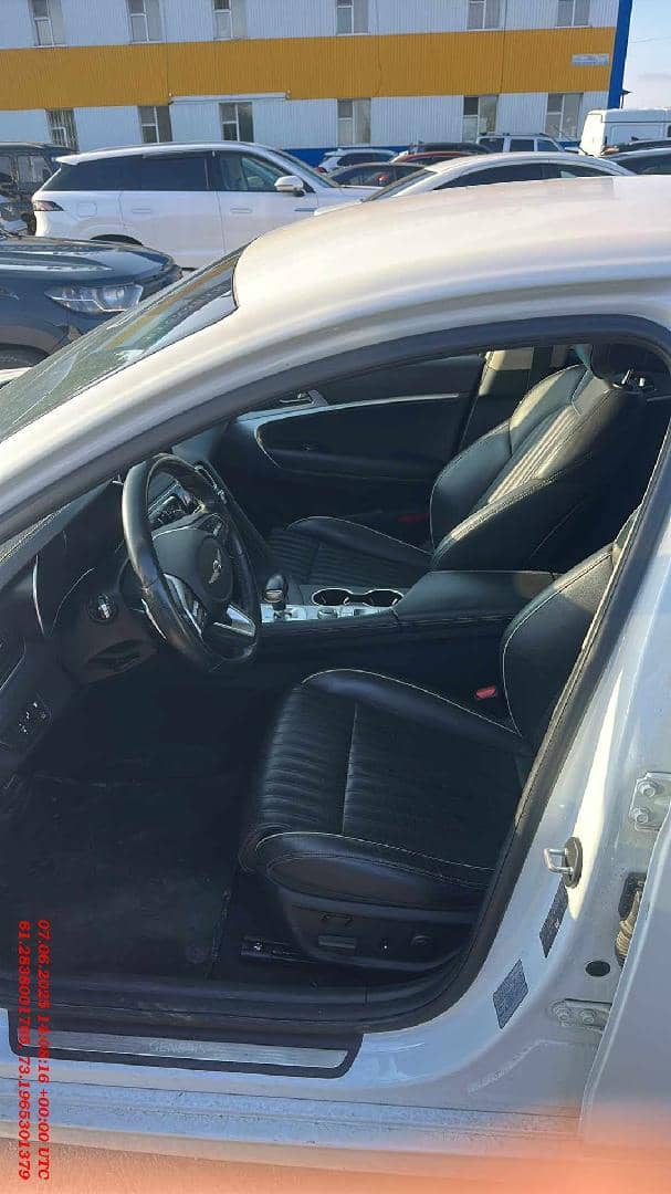Genesis G70,  116 720 км, 2019 года
