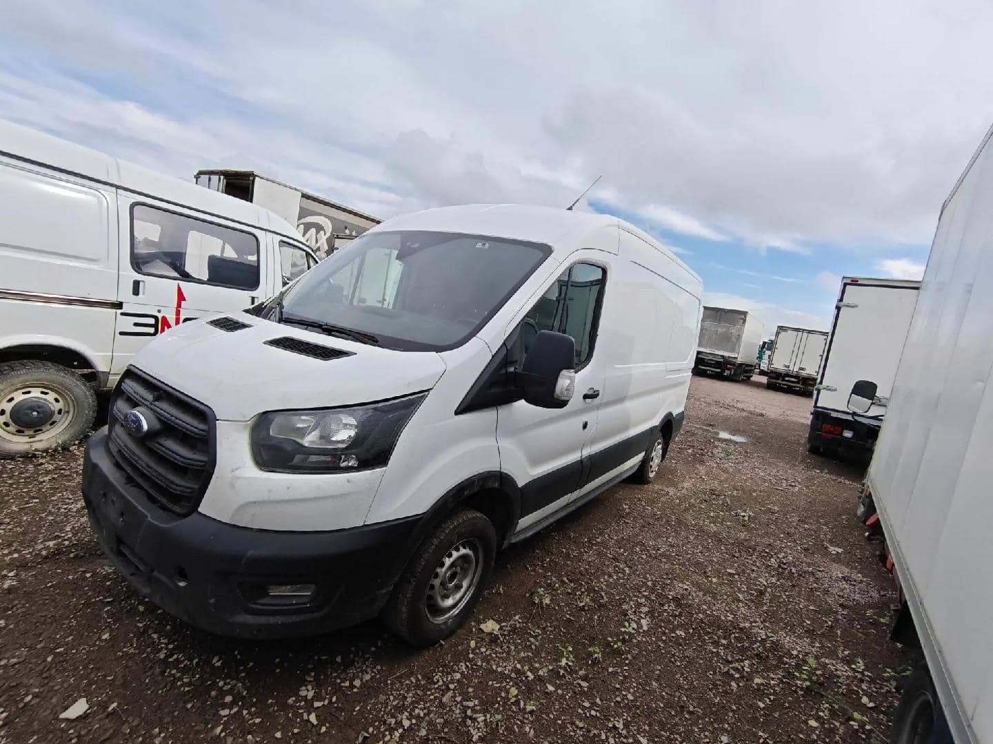 Ford Transit,  254 327 км, 2022 года