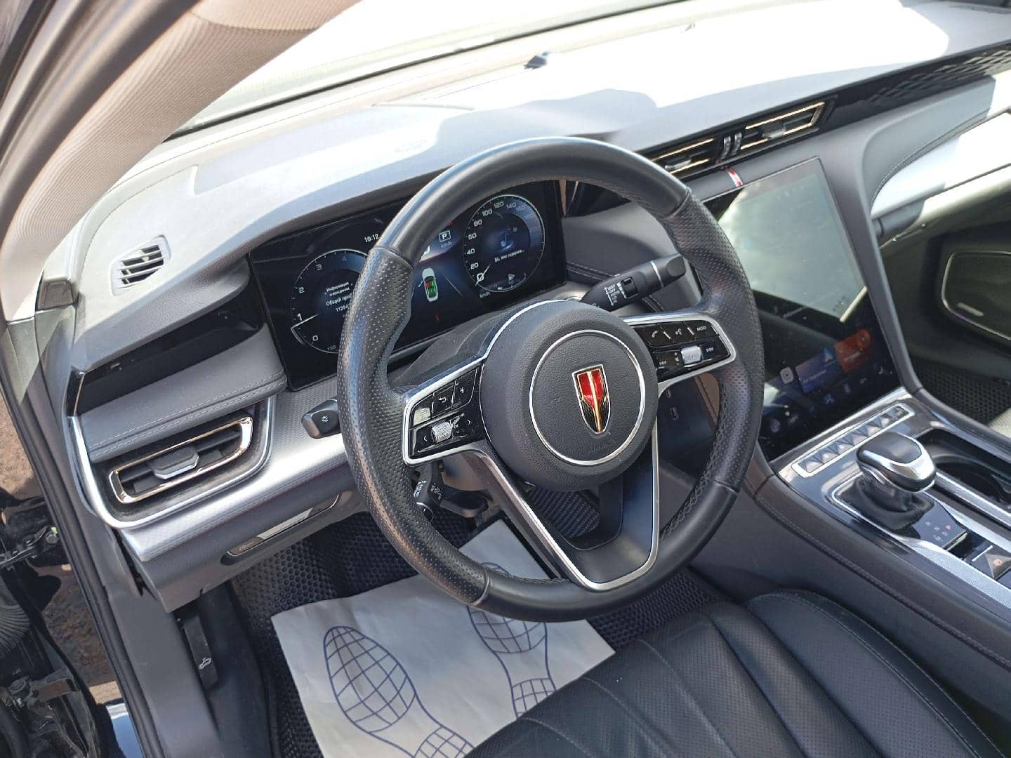 Hongqi H5,  112 947 км, 2024 года в лизинг