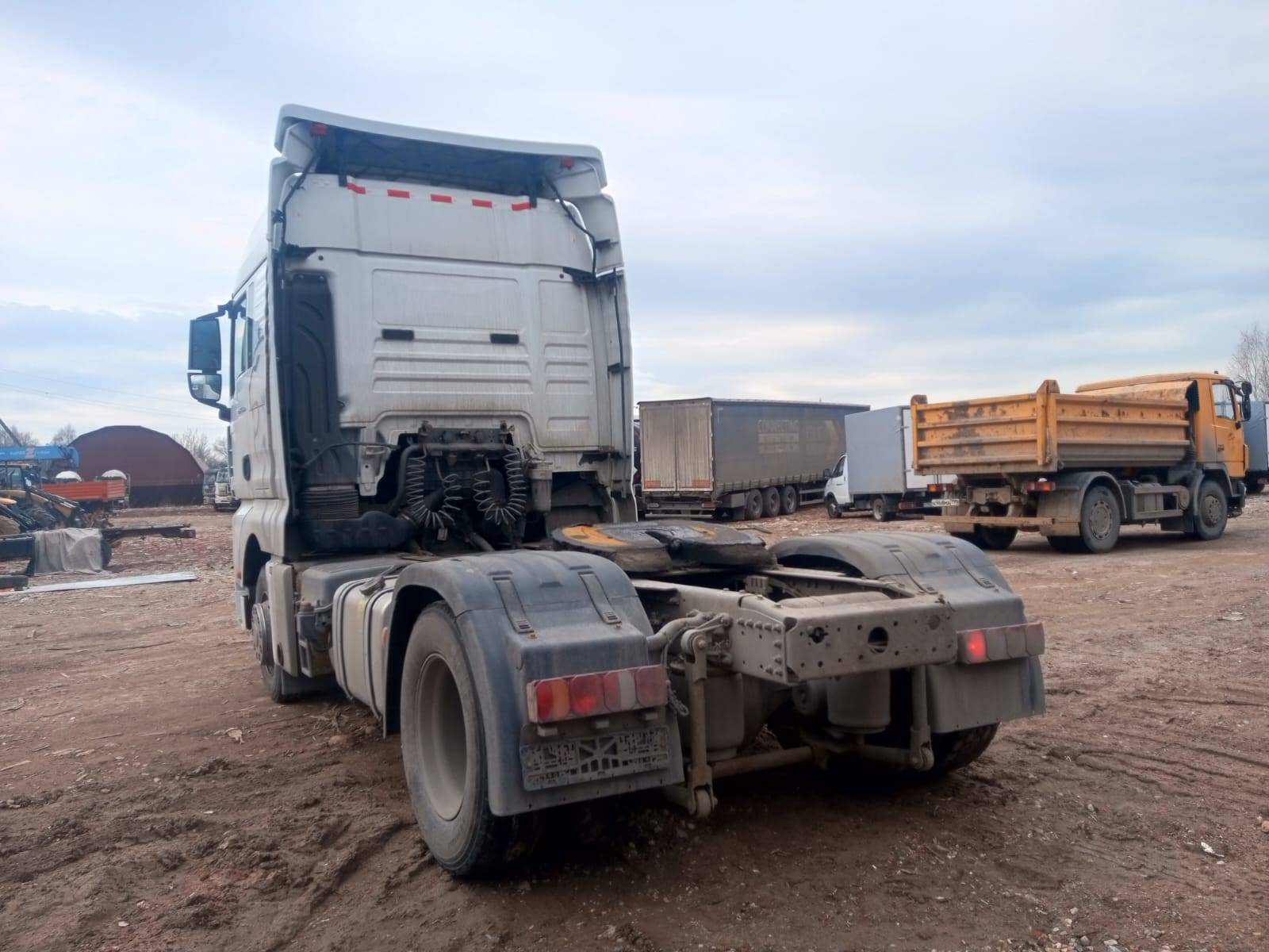 Sitrak C7H MAX ZZ4186V391HE Лот 000007810
