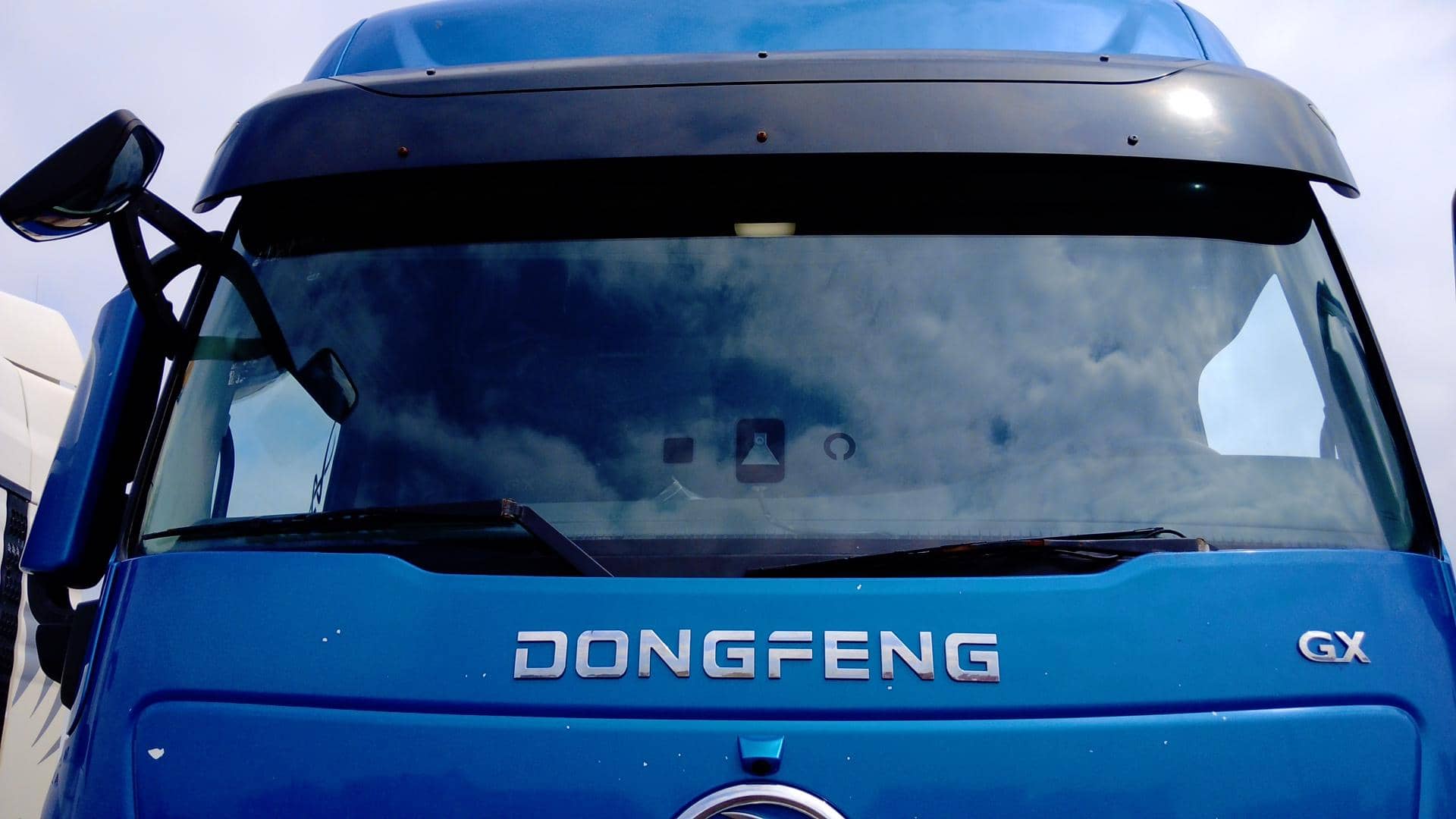 DongFeng DFH4180 4x2,  458 023 км, 2023 года в лизинг