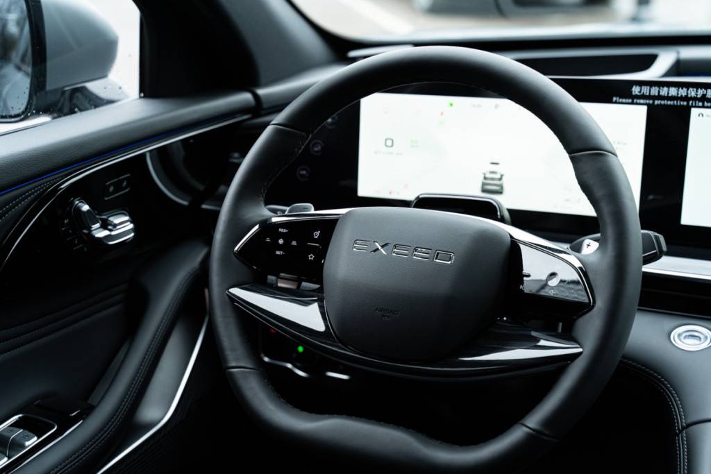 EXEED RX Urban 2.0 TGDI DCT7 AWD