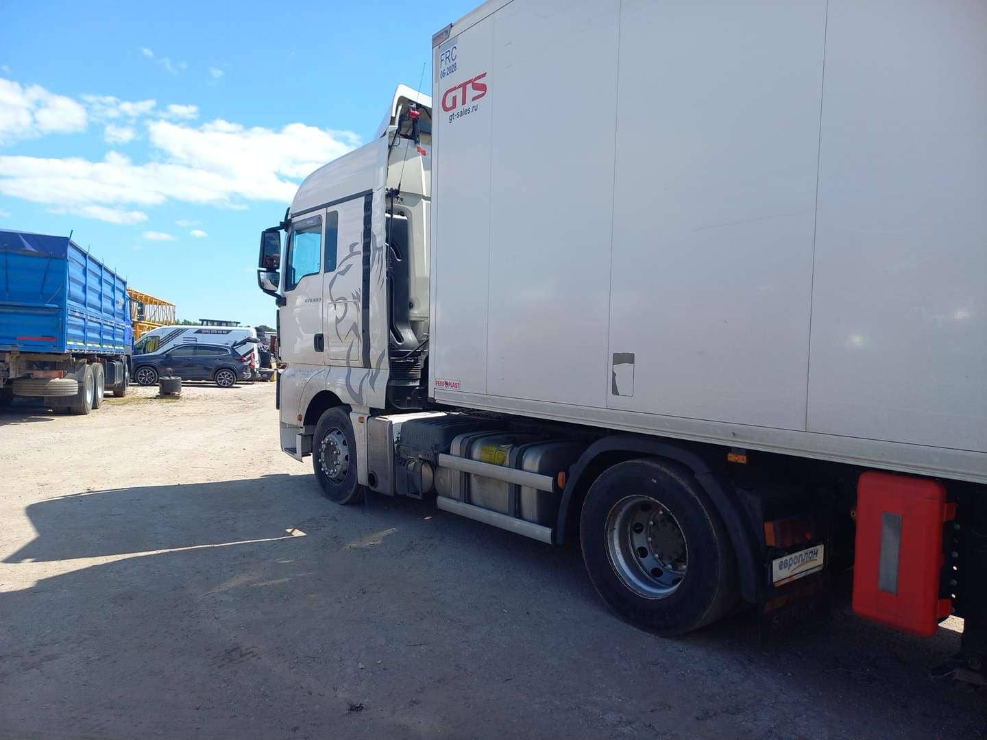 Sitrak C7H MAX ZZ4186V391HE,  283 072 км, 2024 года в лизинг