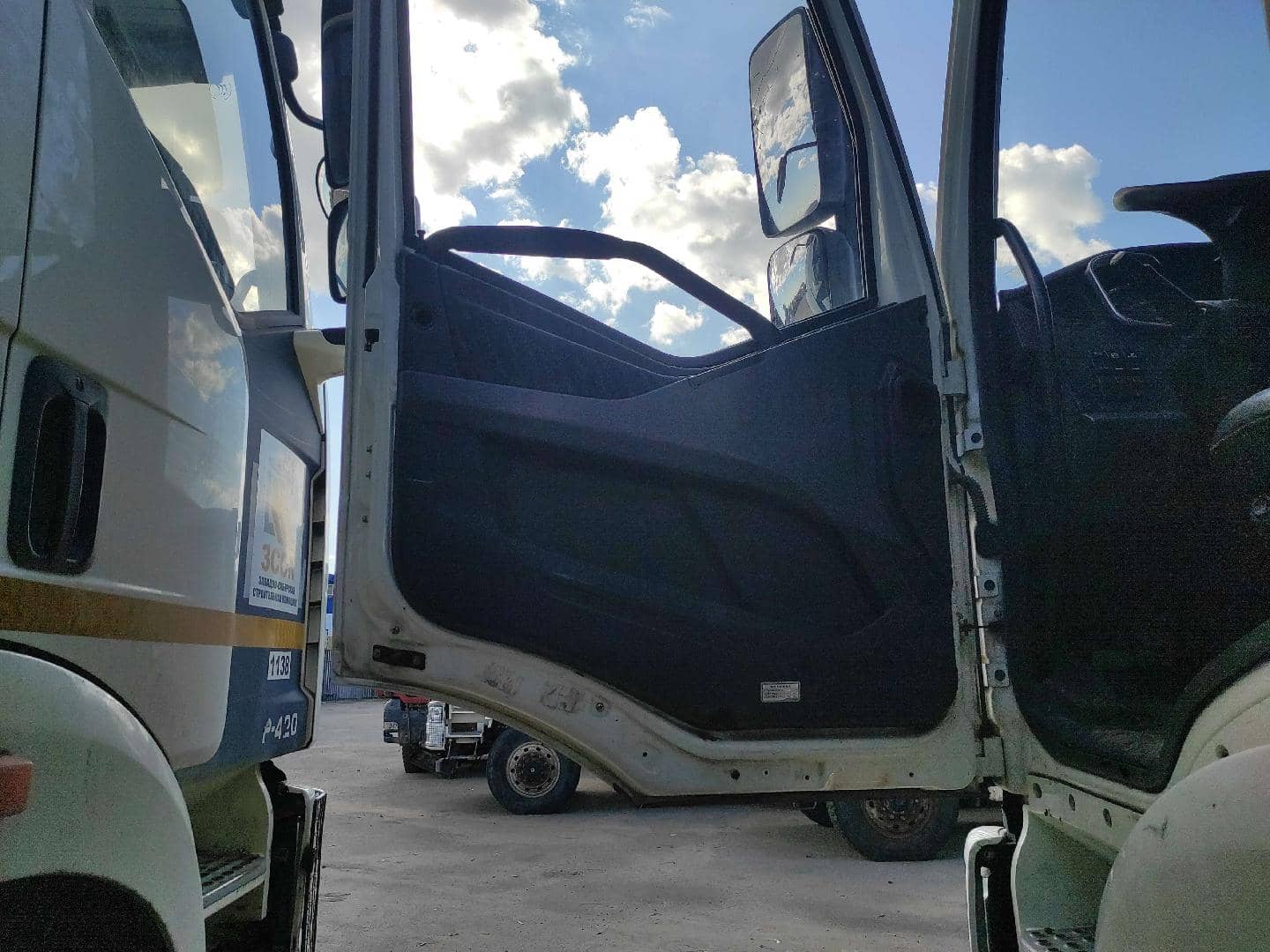 FAW CA3250P66K24L1TE5 6x6,  154 238 км, 2023 года в лизинг